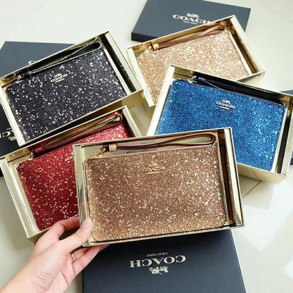 Coach Handbags - 🍒NIB🍒 COACH STAR GLITTER WRISTLET + GIFT BOX